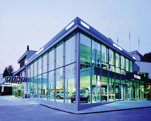 Neubau Hammer Auto Center 2001