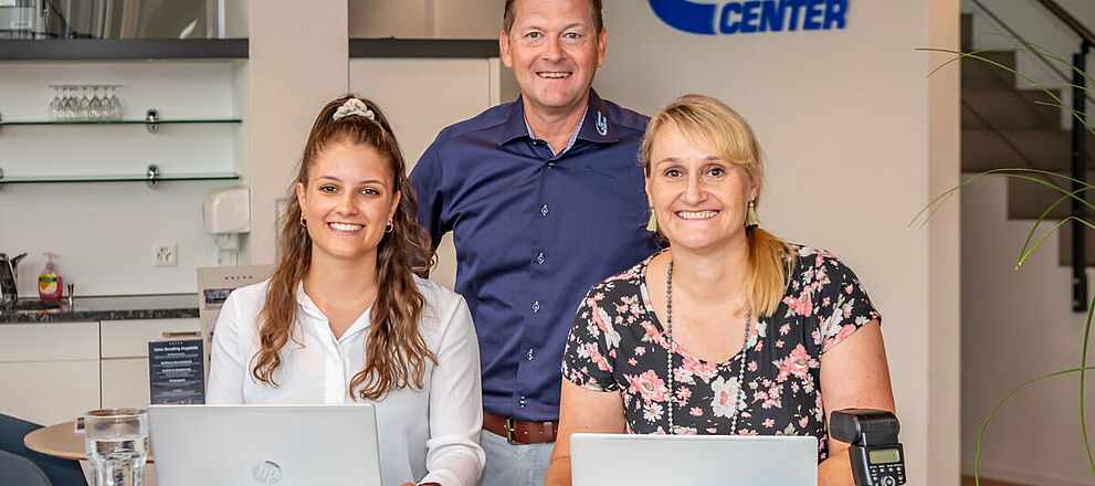 Von links: Petra Lang (Leiterin Marketing), Beni Stöckli (Geschäftsführer) und Karin Gubler (Marketingassistentin).