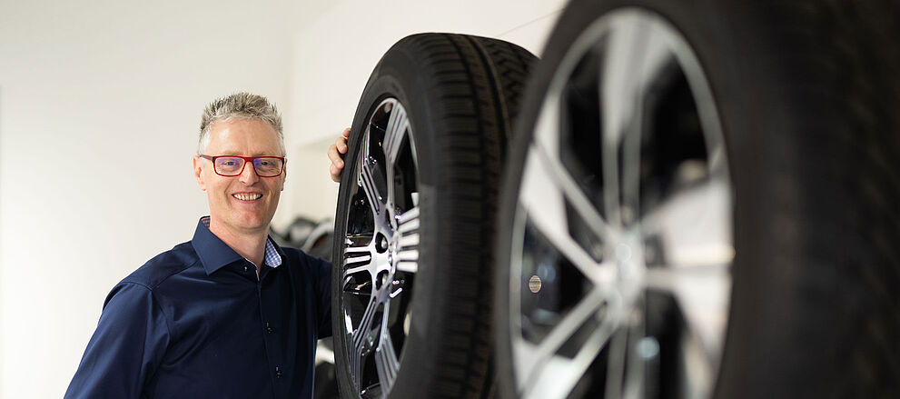 Stefan Wüest, Leiter Ersatzteillager Hammer Auto Center