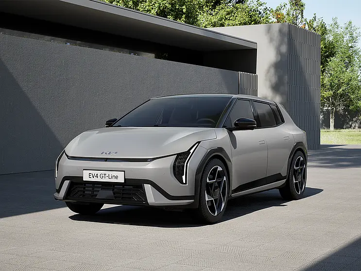 Kia EV4 von aussen seitlich in Grau