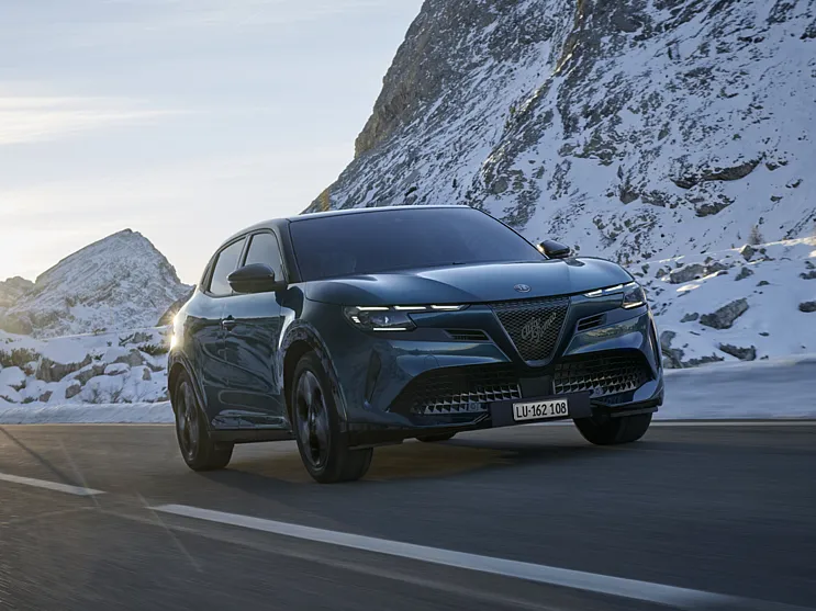 Alfa Romeo Junior MY26