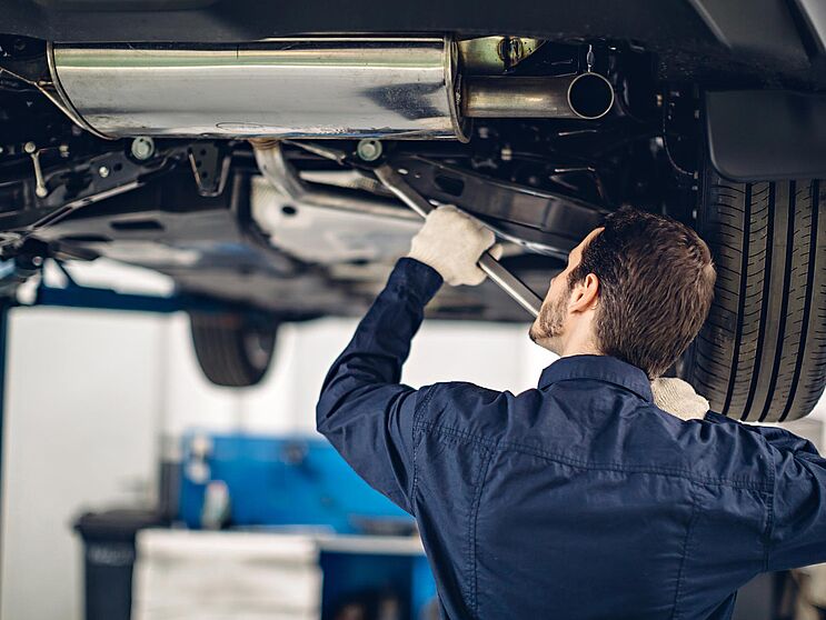 Fahrzeugreparatur & Carrosserie Hammer Auto Center