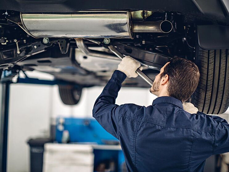 Fahrzeugreparatur & Carrosserie Hammer Auto Center