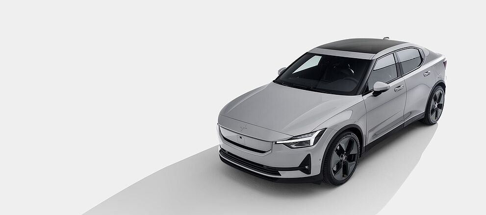 Polestar 2 in Grau Front diagonal mit weissem Hintergrund